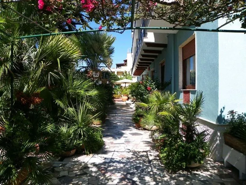 Hotel La Playa Alghero 3*,
